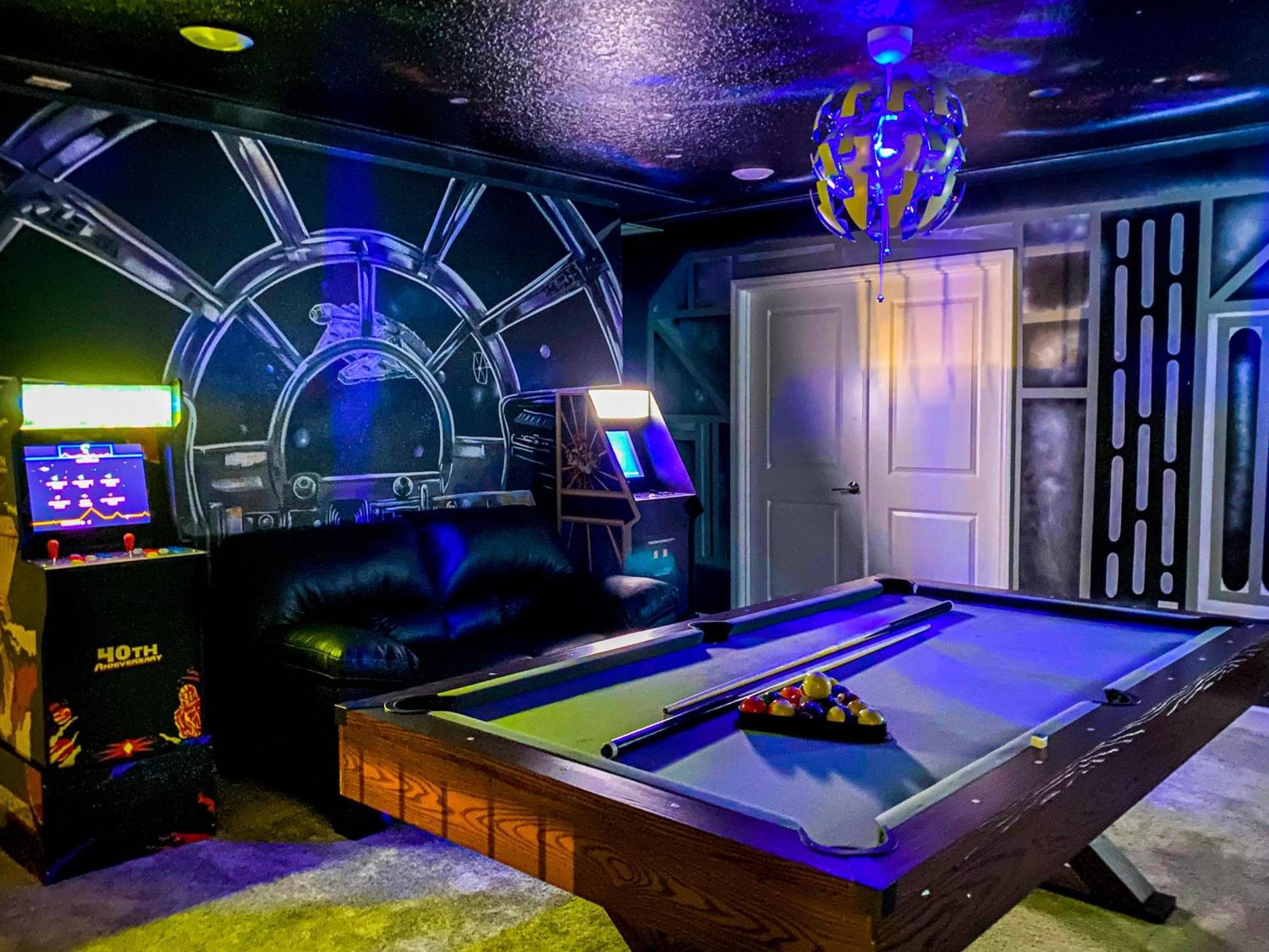 Magical Family Vacation Home Near Disney World At Storey Lake, Star Wars Gameroom, Pool, Theater, Mickey Slide, Sleeps Up To 28 Kissimmee Exterior foto